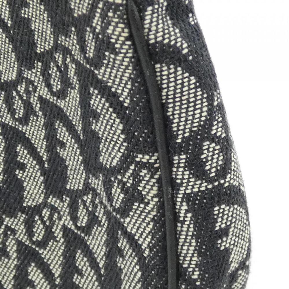 CHRISTIAN DIOR Black Shoulder Bag - Picture 6 of 10